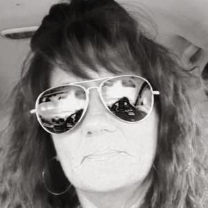 Meet your Posher, Kellie